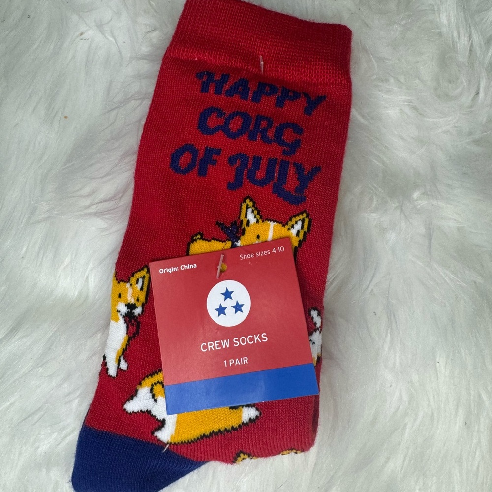 New women’s happy corg of July corgi crew socks 🛍